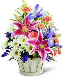 The FTD Wondrous Nature Bouquet from Parkway Florist in Pittsburgh PA